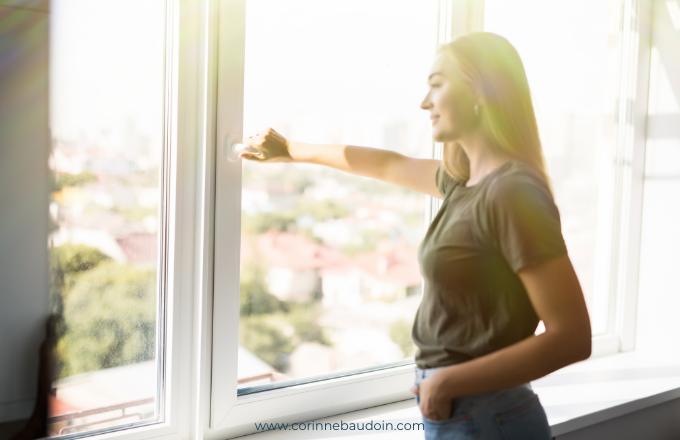 Astuces pour bien dormir malgré la chaleur d'été - Corinne Baudoin, experte sommeil